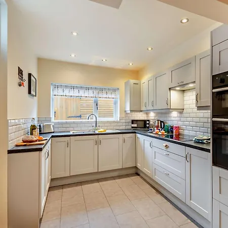 펜션 2 Bed In 94413 *